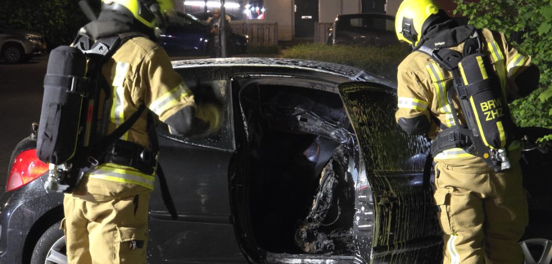 Autobrand Aan De Cornelis Evertsenstraat In Dordrecht Zhzactueel