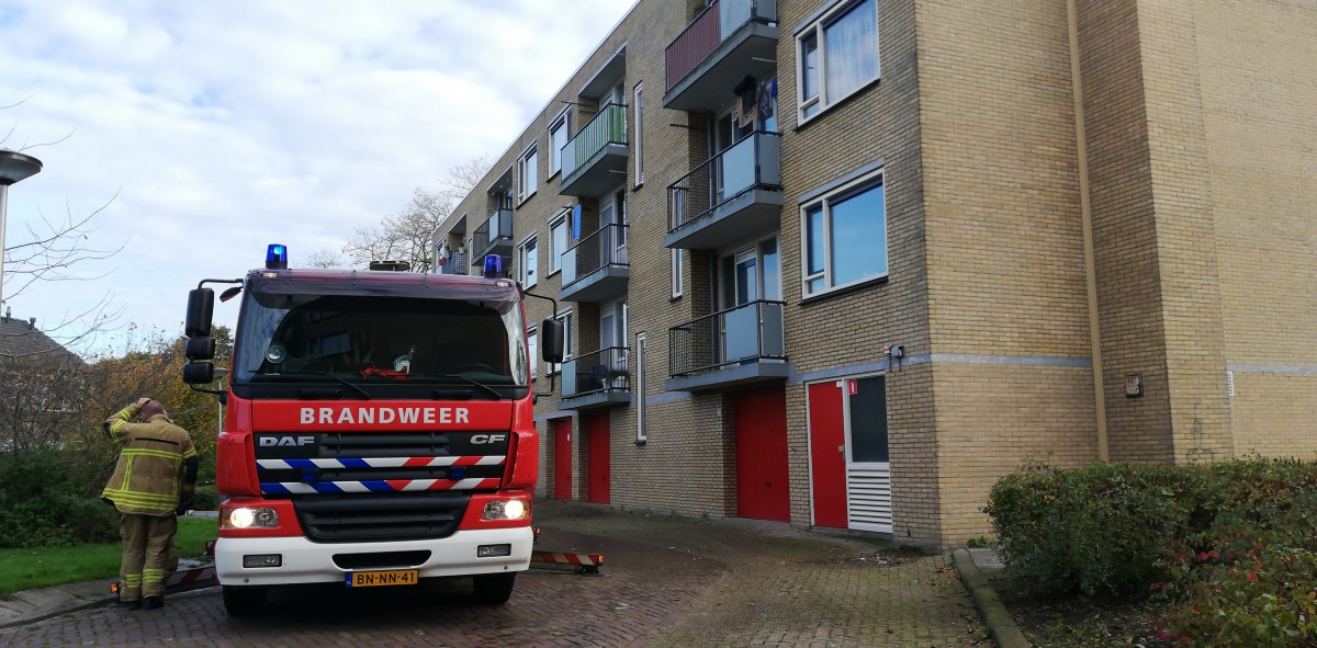 Keuken In Zwijndrechtse Flatwoning Brandt Uit; Bewoner Naar Ziekenhuis ...